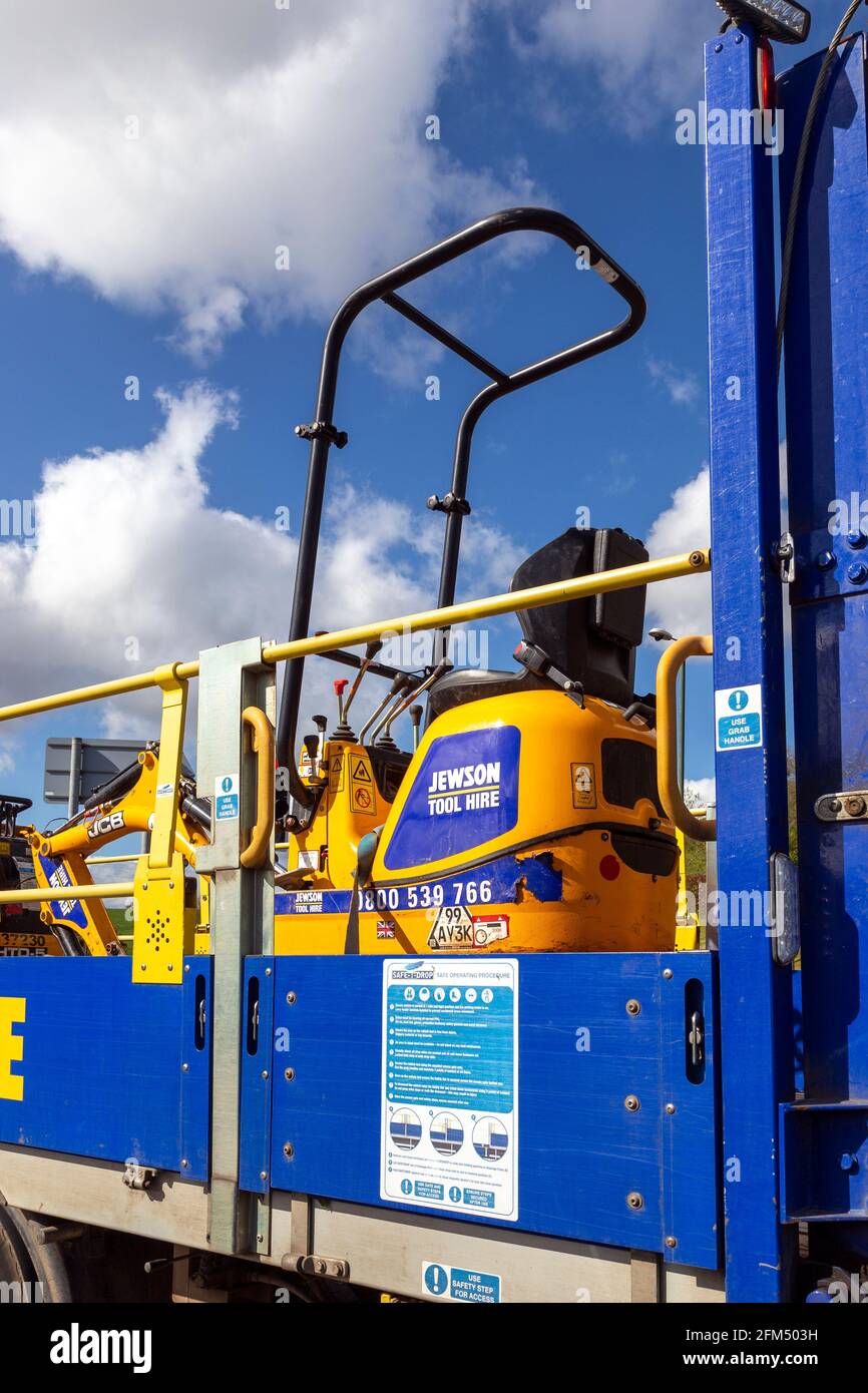 WERKZEUGVERLEIH Jewson ist mehr als der Händler Ihrer örtlichen Bauherren - wir bieten auch einen brillanten Werkzeugverleih-Service an. Unser Katalog von Mietartikeln reicht von Hand Stockfoto