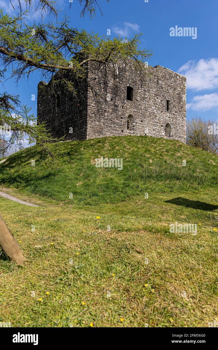 Lydford Castle ist eine mittelalterliche Burg in der Stadt Lydford, Devon, England. Das erste Schloss in Lydford, manchmal auch als normannische Festung bezeichnet, war ein kleines Stockfoto
