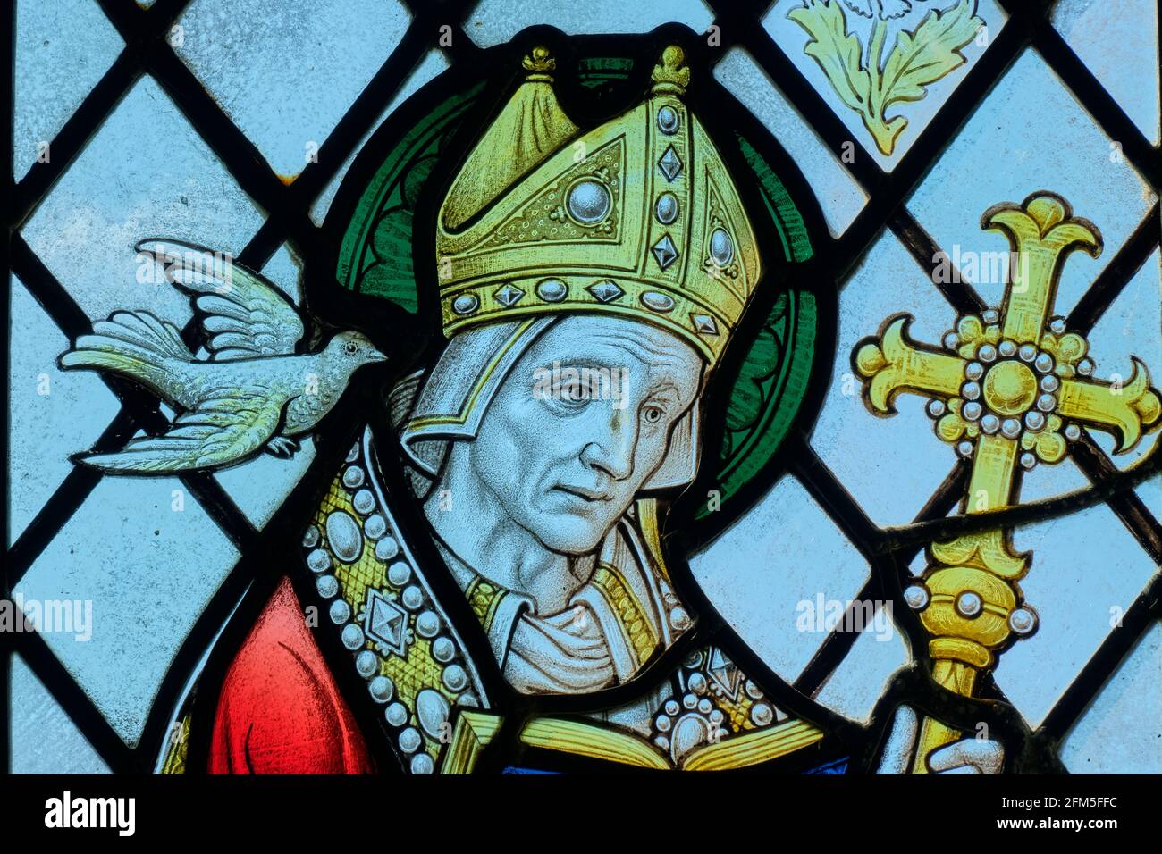 Buntglasfenster von St. David in Chapel of Our Lady und St. Non, in der Nähe von St. David's, Pembrokeshire, Wales Stockfoto