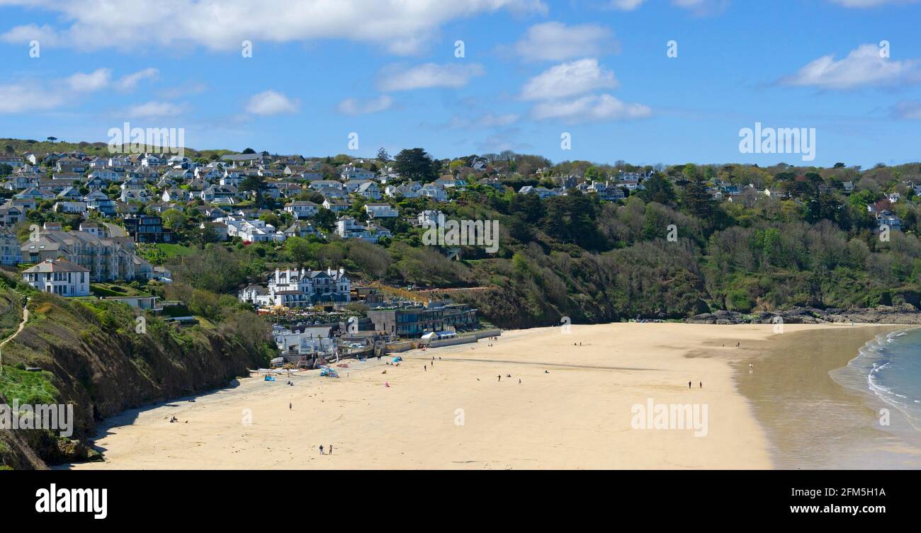 Carbis Bay in der Nähe von St. Ives in Cornwall, England, Großbritannien, ist das Carbis Bay Hotel Ovelrooking the Beach der ausgesuchte Ort für den G7-Gipfel im Juni 2021 Stockfoto