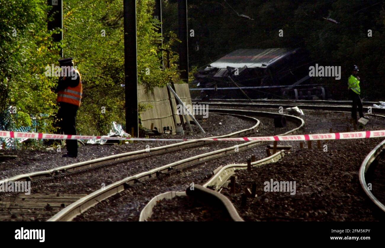 Die Szene des Hatfield Eisenbahnunglück Oktober 2000 wo Der Zug verließ die Strecke und tötete 4 Menschen Stockfoto