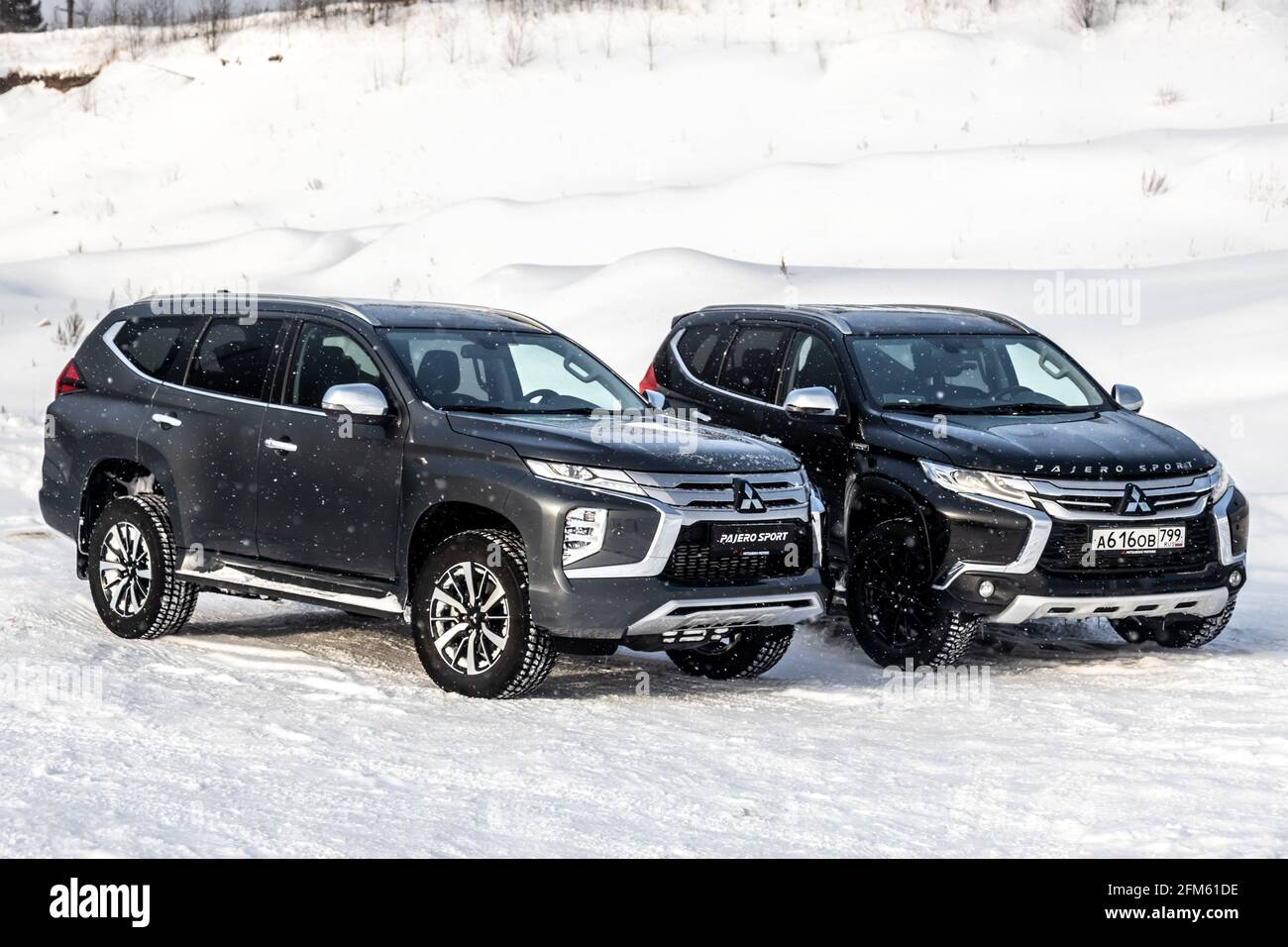 Moskau, Russland - 17. Februar 2021: Der neue Mitsubishi Pajero Sport. Neugestaltung 21 Stockfoto