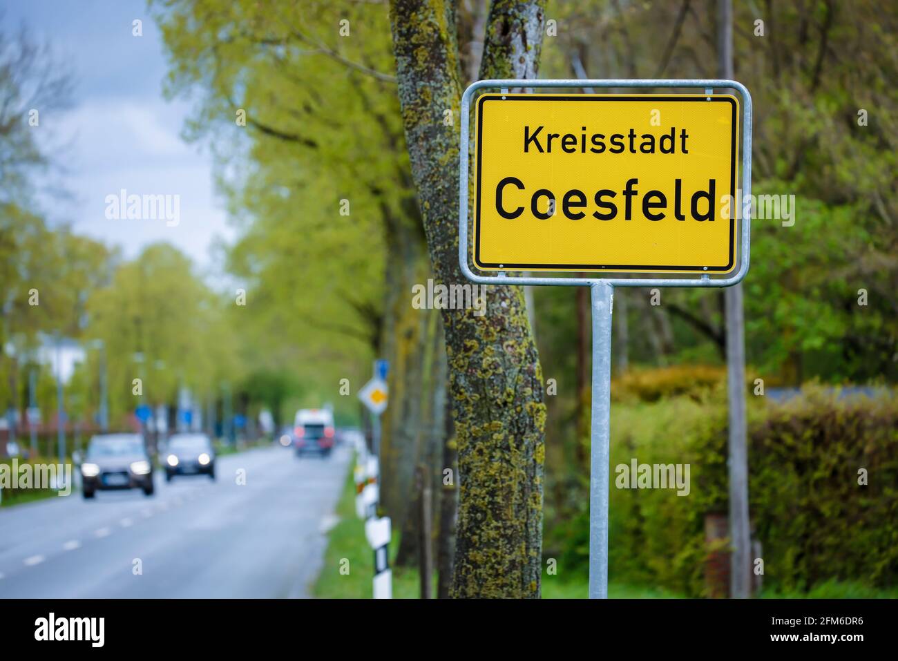 Coesfeld, Nordrhein-Westfalen, Deutschland - Lokalzeichen in Zeiten der Corona-Pandemie beginnt der Coesfeld-Kreis als Modellregion in NRW mit relaxatio Stockfoto