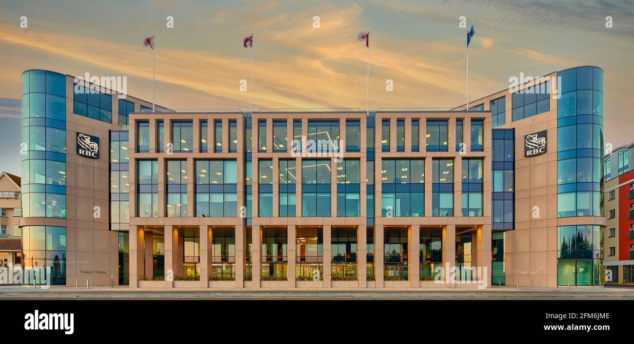 Bild des Büroblocks in Jersey, CI Stockfoto