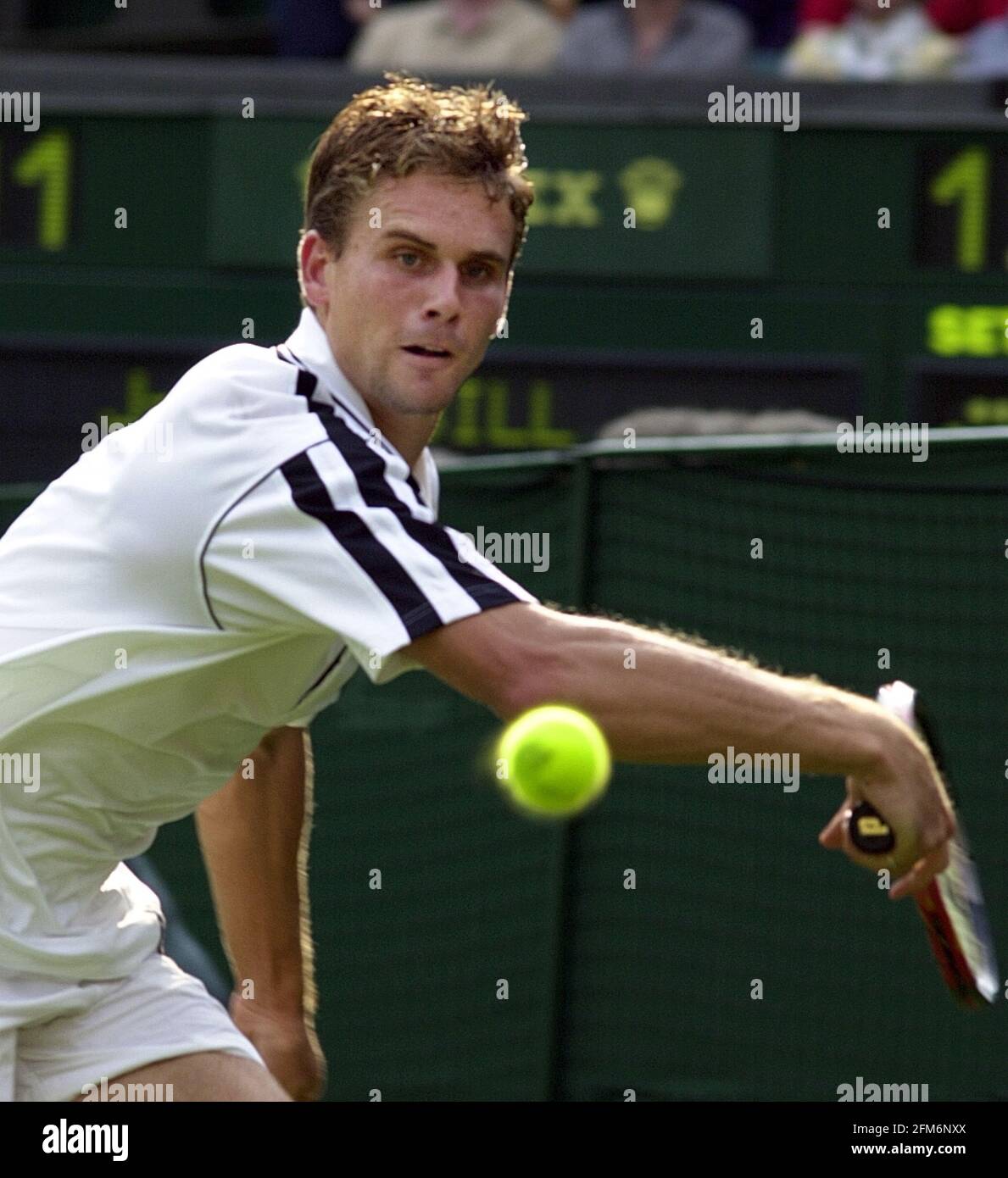 Jan Michael Gambill Tennisspieler der USA, 2000. Juni beim Spiel gegen Lleyton Hewitt aus Australien in den Herren-Singles, Erstrunde in Wimbledon. Gambill gewann 6-3, 6-2, 7-5 Stockfoto