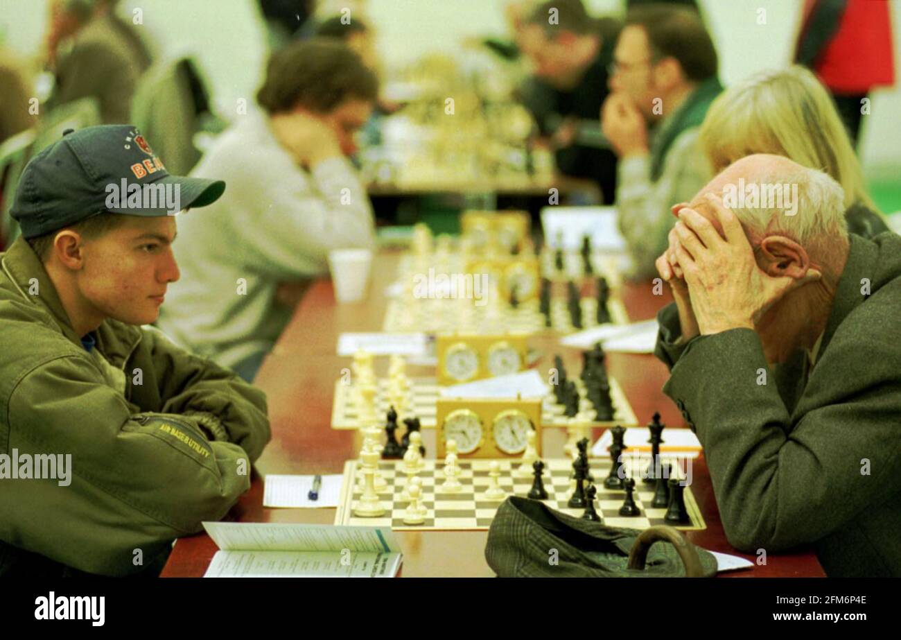 Start des 76. Internationalen Schachkongresses von Hastings Dez 2000 eines der laufenden Turniere. Stockfoto