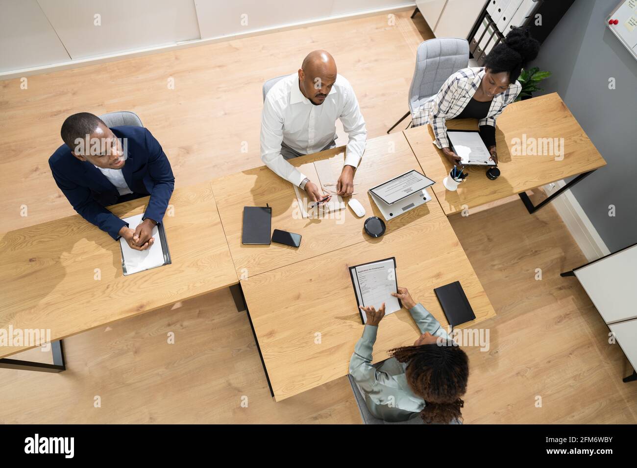 Interview Und Rekrutierung Von Afrikanischen Gruppenjobs Stockfoto