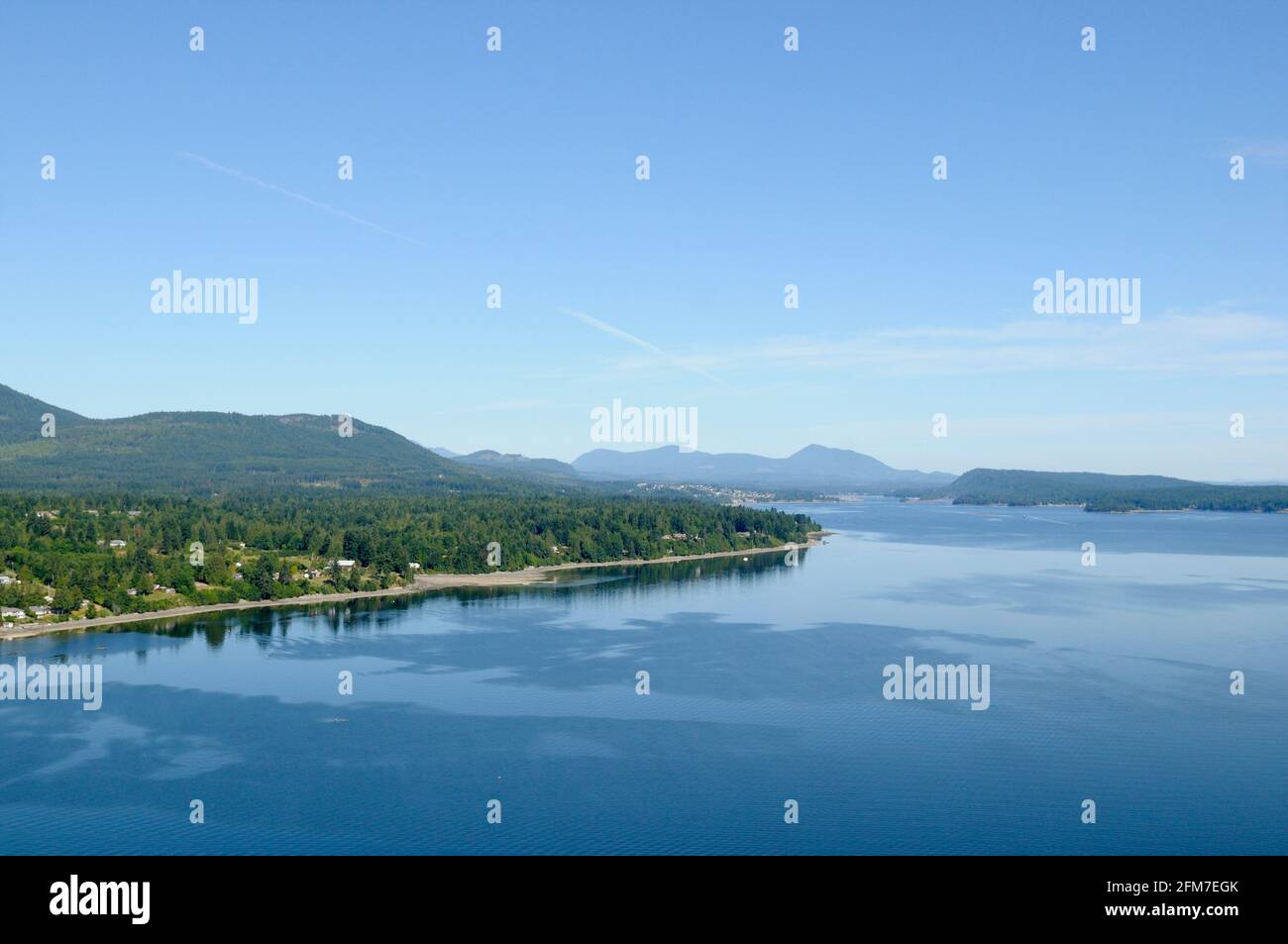 Die Luftaufnahme nach Norden in Richtung Ladysmith von Chemainus, Vancouver Island, British Columbia, Kanada. Stockfoto