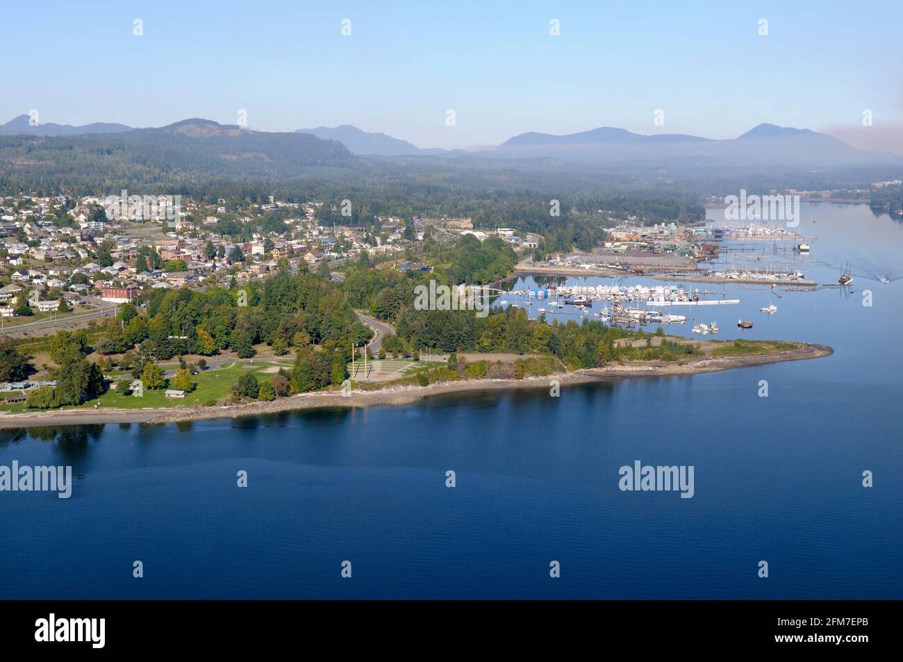 Transfer Beach Park und Ladysmith Harbour, Vancouver Island Luftaufnahmen, British Columbia, Kanada. Stockfoto