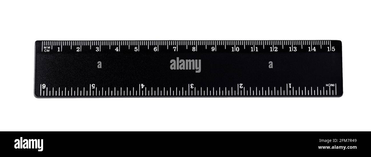 Schwarzes Lineal isoliert, Zoll, Zentimeter, Millimeter, zöllige und metrische Längeneinheiten, cm- und mm-Markierungen, detaillierte Makroansicht, weiße Numb Stockfoto