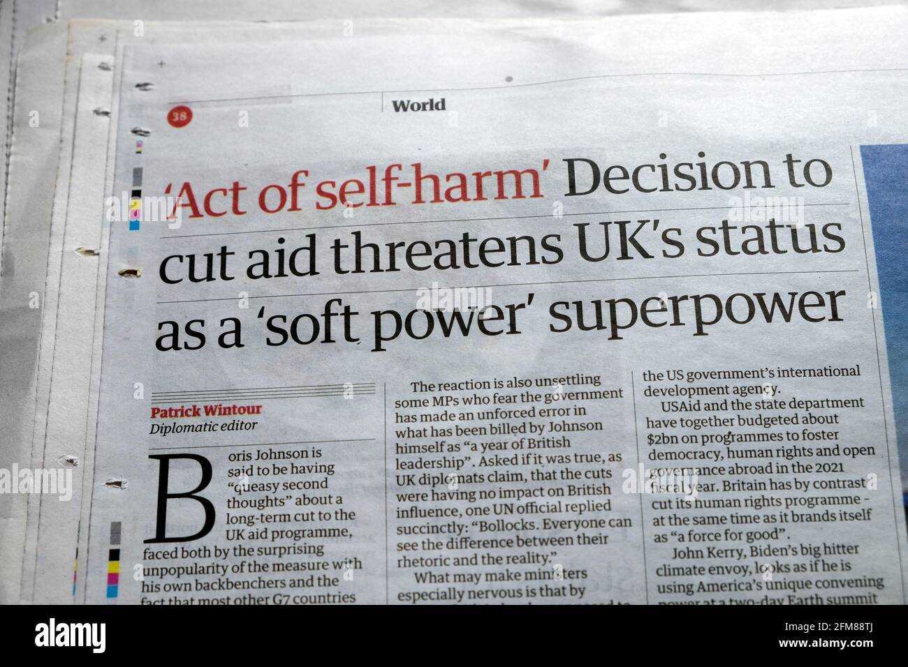 „Akt des Selbstschadens“ die Entscheidung, die Hilfe zu kürzen, bedroht den Status des Vereinigten Königreichs Als „Soft Power“-Supermacht“ Guardian Zeitung International Aid 2021 London, Großbritannien Stockfoto