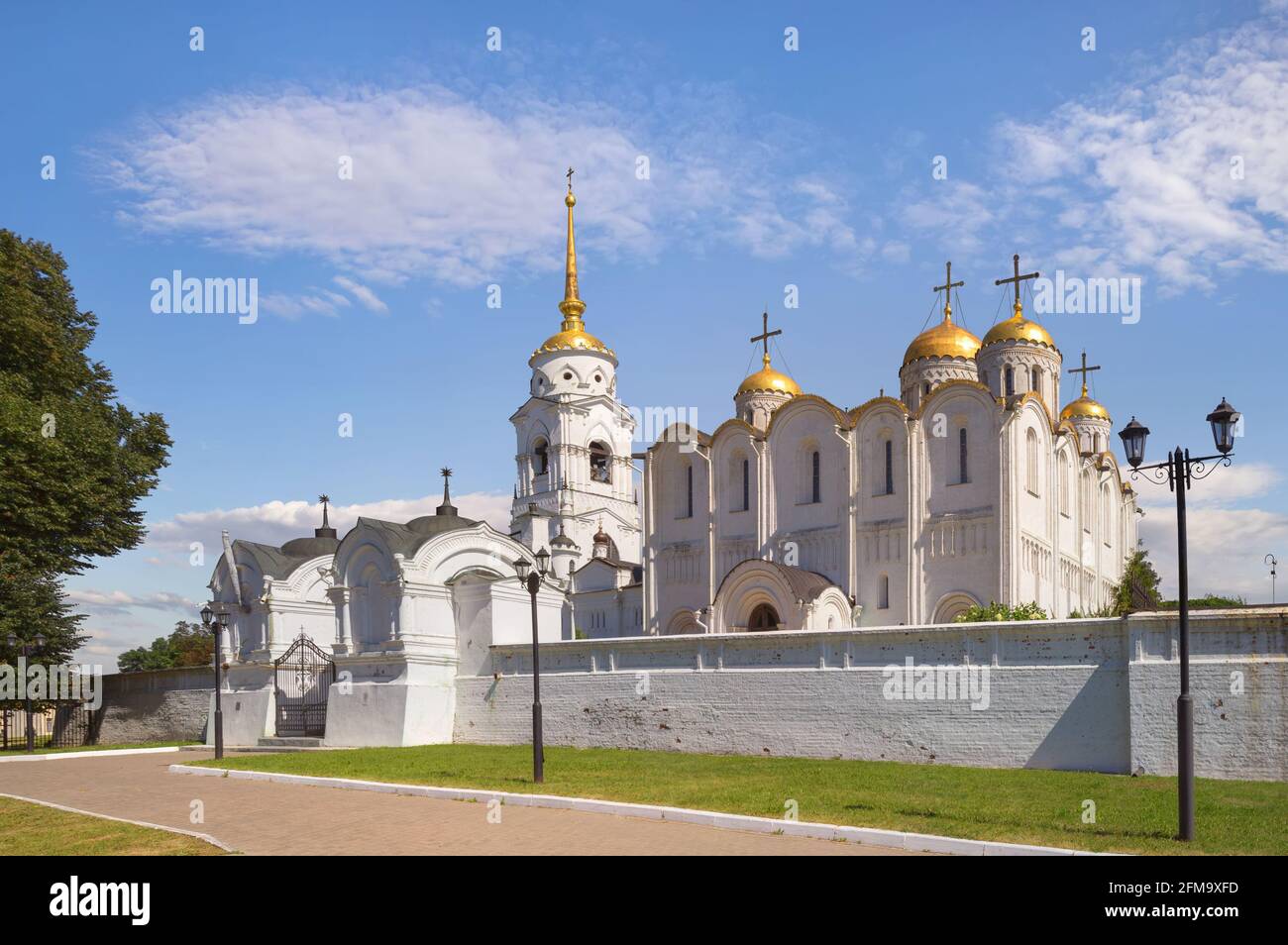 Das Heilige Mariä-Entschlafen Kathedrale in Wladimir. Die ursprüngliche Kathedrale aus weißem Stein wurde 1158-1160 gebaut. Russland Stockfoto