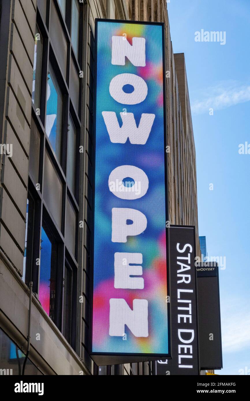 Werbeschilder im Theaterviertel, Times Square, New York City, USA Stockfoto