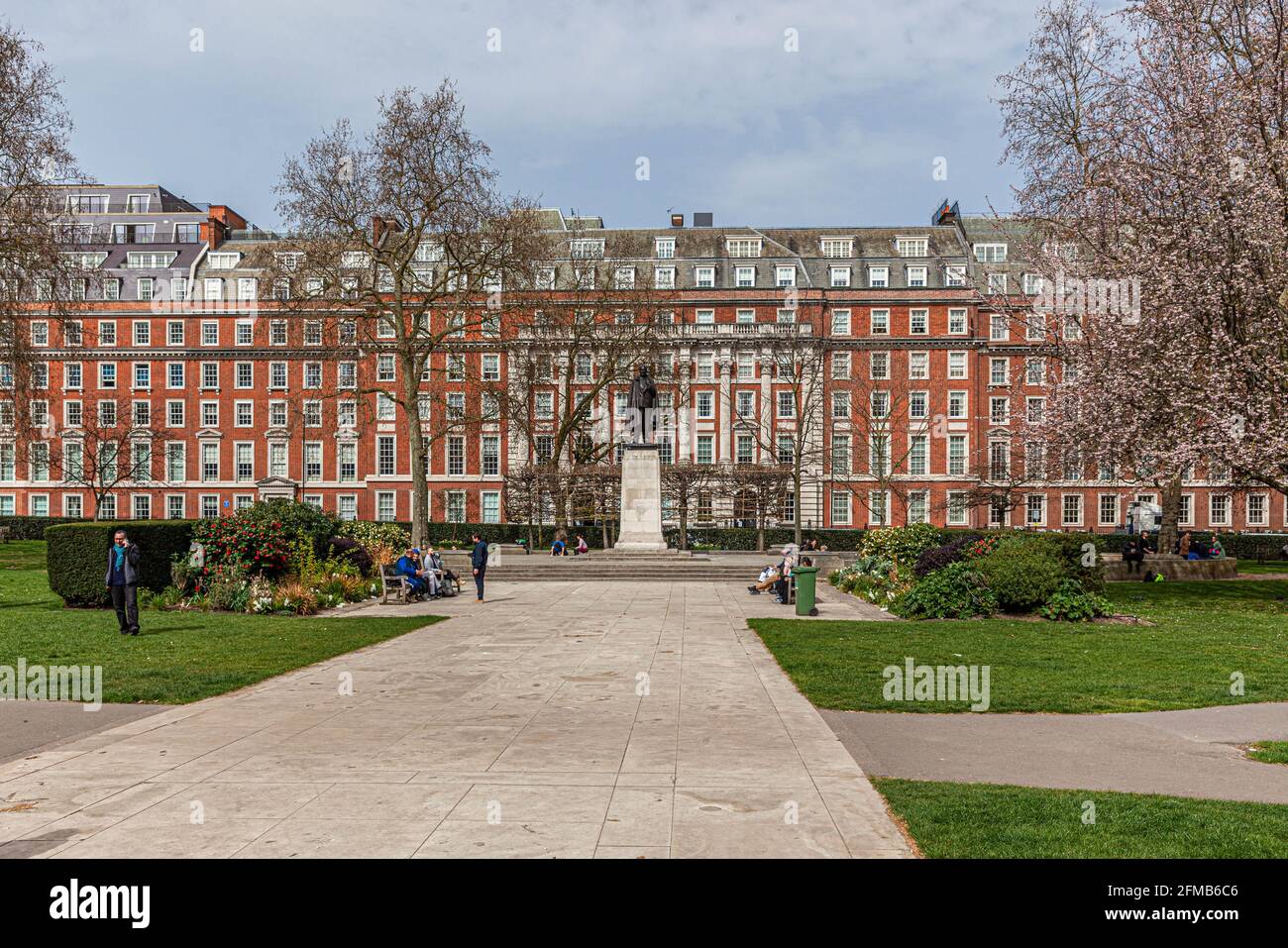 Grosvenor Square, Mayfair, London, England, Großbritannien. Stockfoto