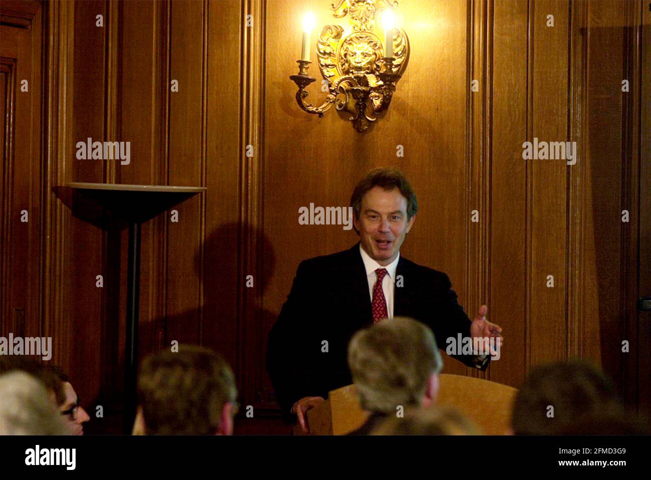 Tony Blair spricht vor den letzten Jahrtausendvorträgen Gegeben bei Nr. 10 von Tessa Tennent Stockfoto