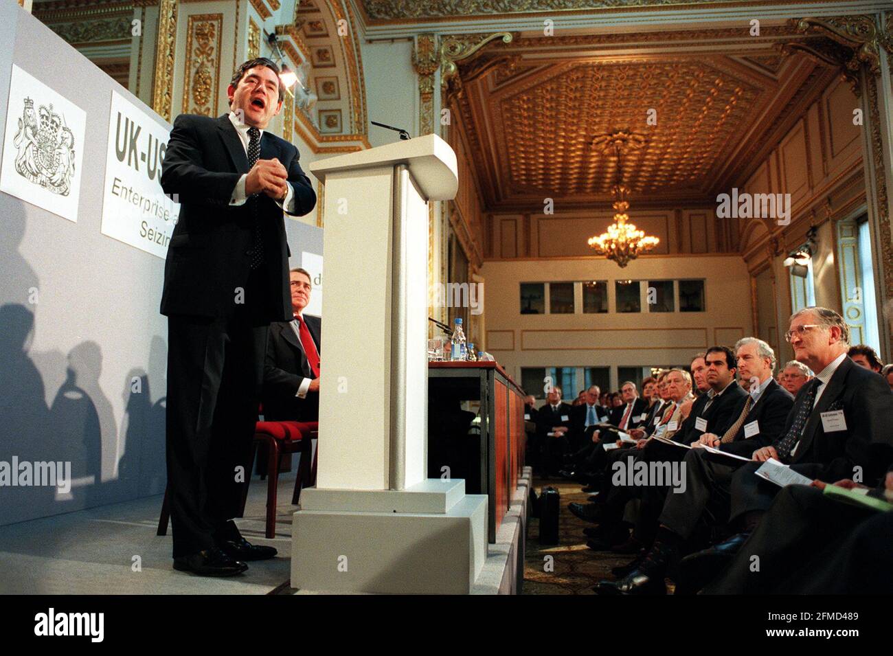 GORDON BROWN SPRICHT AUF DER TRANSATLANTISCHEN KONFERENZ „ENTERPRISE & TECHNOLOGY FOR ALL“ IN LONDON. Stockfoto