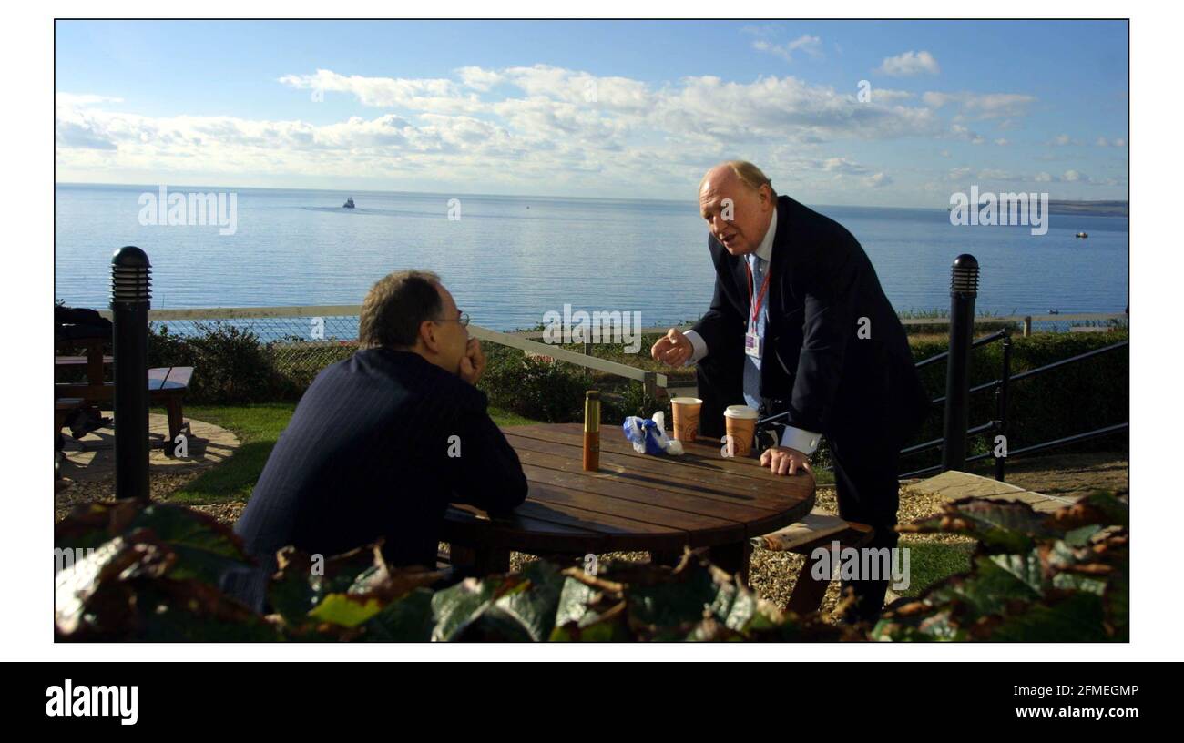 Neil Kinnock heute auf der Labour Party Konferenz Bild David Sandison 29/9/2003 Stockfoto