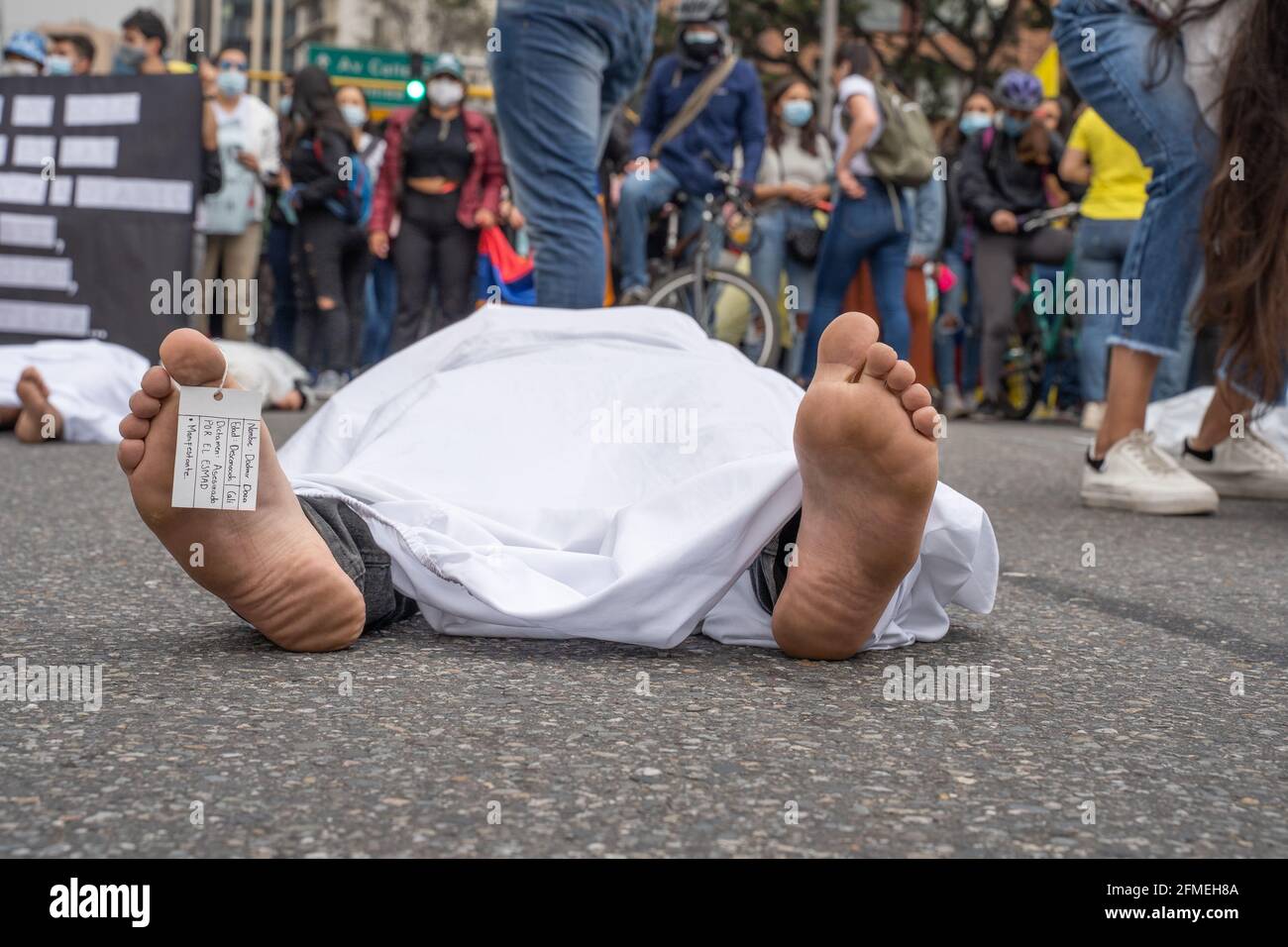 Bogota, Kolumbien, 8. Mai 2021 Demonstration gegen Regierungsreformen und Polizeigewalt Stockfoto