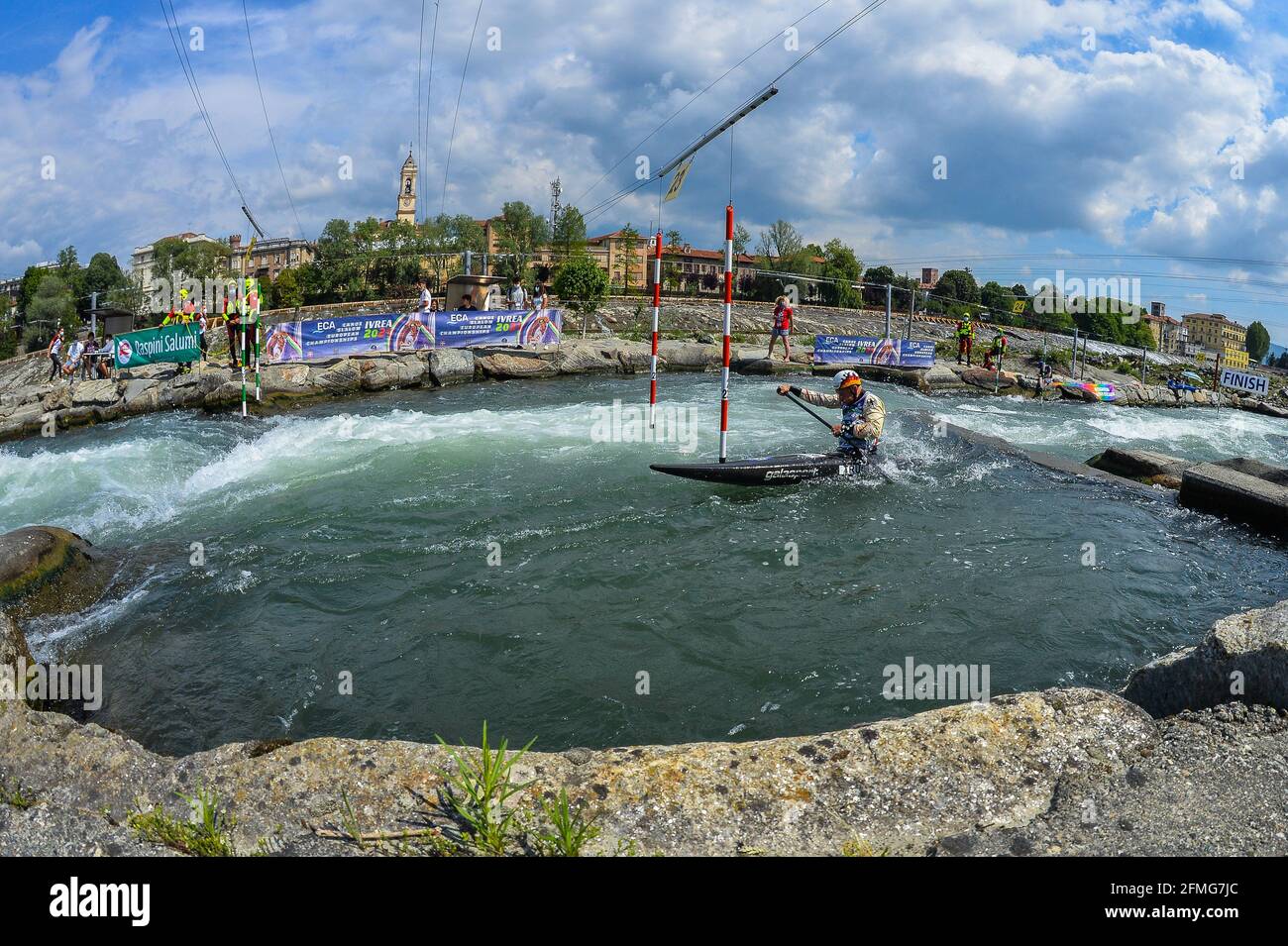 Ivrea, Turin, Italien. Mai 2021. ECA Kanuslalom-Europameisterschaft 2021 (und Olympia-Qualifikation). Im Bild 26 Timo TRUMMER (GER) C1M. Damiano Benedetto/ Alamy Live News Stockfoto