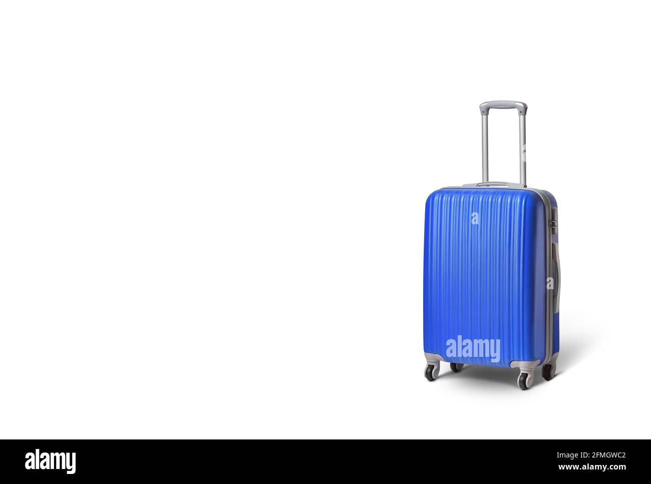Leuchtend blauer Koffer auf weißem, isoliertem Hintergrund Stockfoto