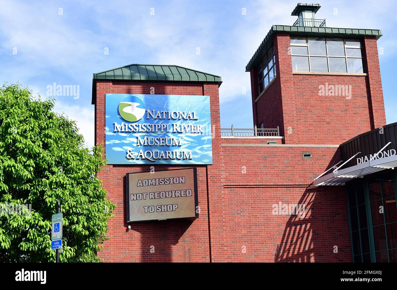 Dubuque, Iowa, USA. Das National Mississippi River Museum und Aquarium. Das Museum wurde 2003 gegründet und ist dem Smithsonian Institute angeschlossen. Stockfoto