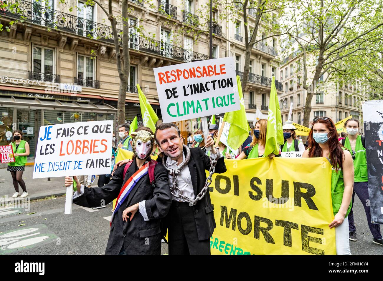 Paris, Frankreich. Mai 2021. Marsch für ein wirkliches Klimagesetz für eine gerechere, ökologischere, vereinte und demokratischere Gesellschaft in Paris, Frankreich. Stockfoto