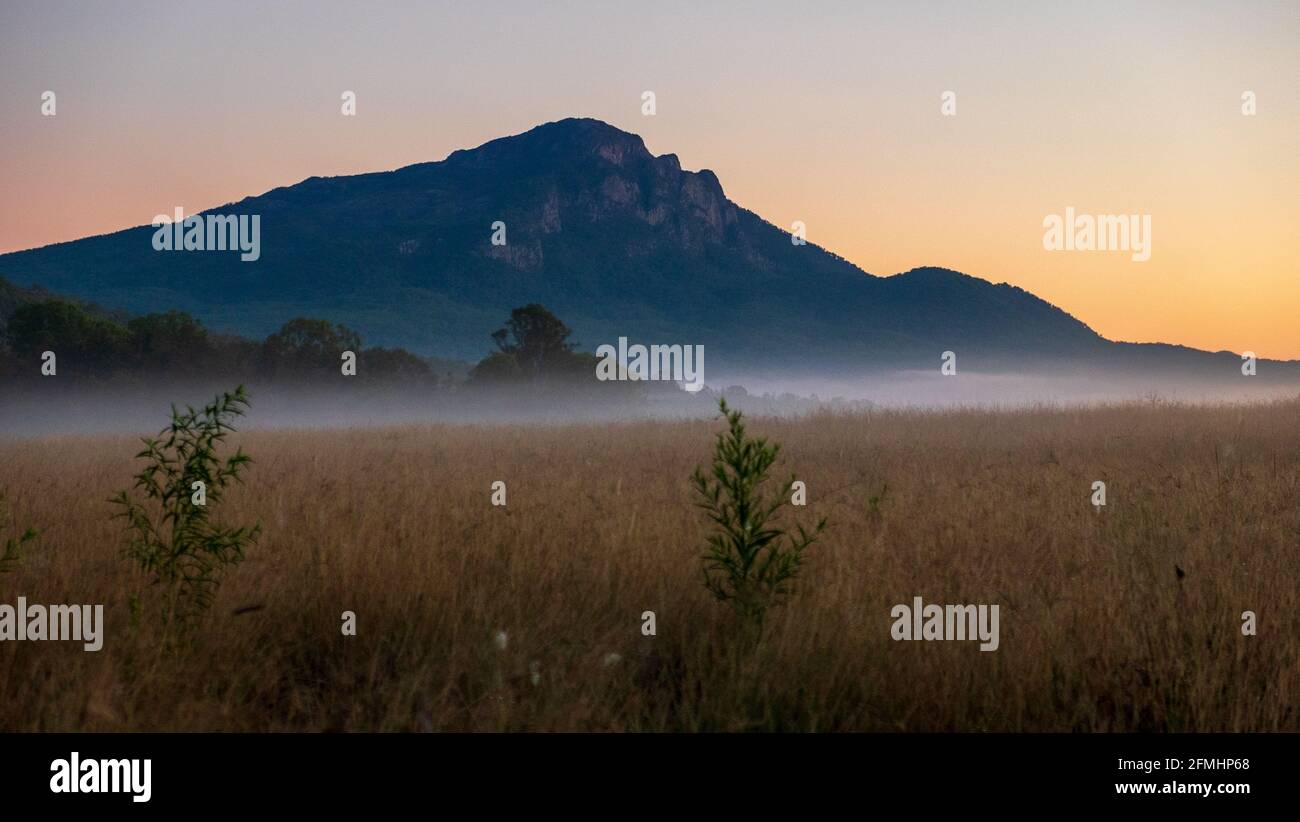 Mt Maroon aus dem Süden Stockfoto