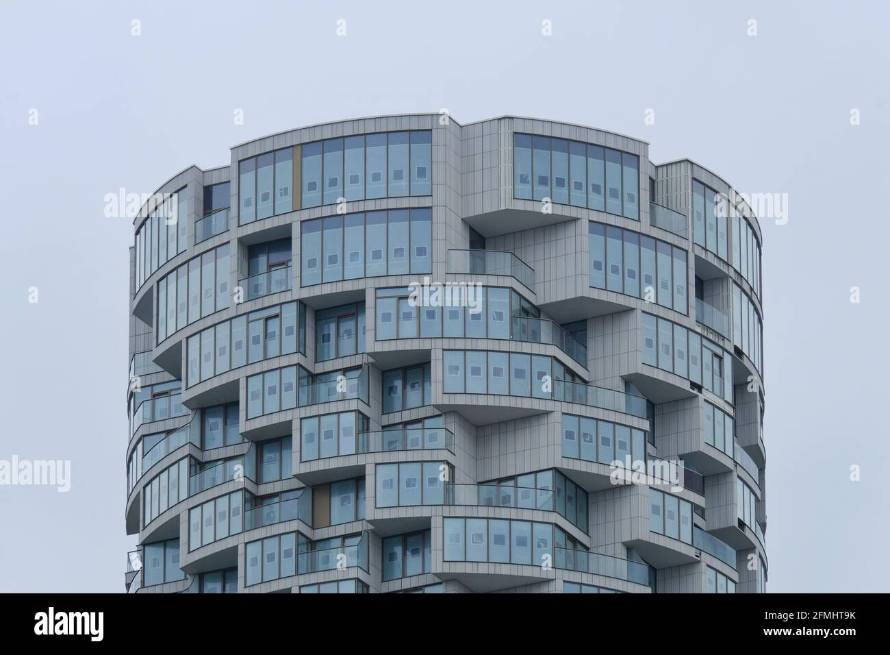 Der One Park Drive ist ein 58-stöckiger, hoher Turm in der Wood Wharf-Entwicklung in Canary Wharf, der von den Schweizer Architekten Herzog & de Meuron entworfen wurde. Stockfoto