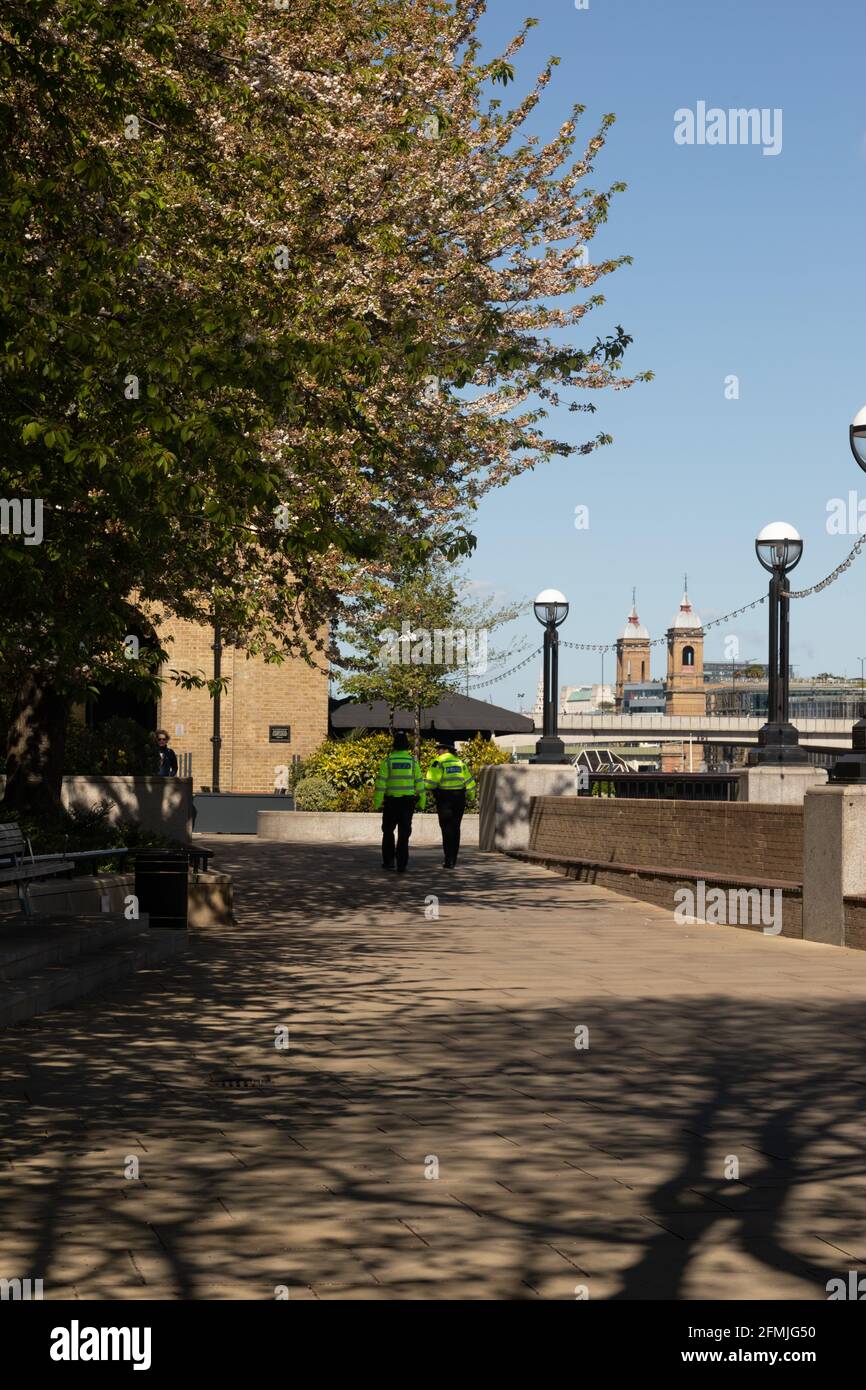 London entlang der Themse Stockfoto