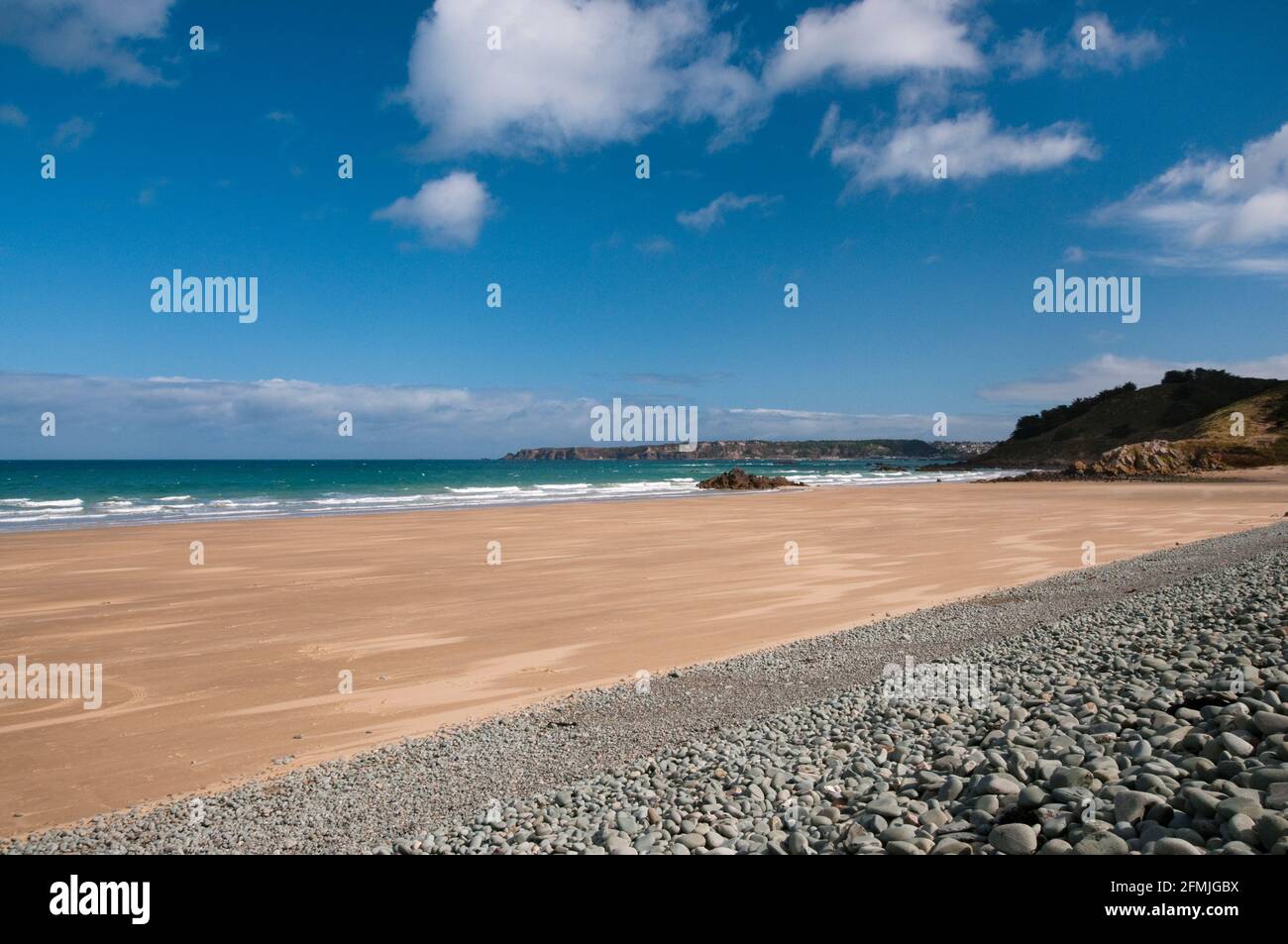 Saint Pabu Strand bei Ebbe in der Nähe von Barneville-carteret, Cote d'Armor (22), Bretagne, Frankreich Stockfoto