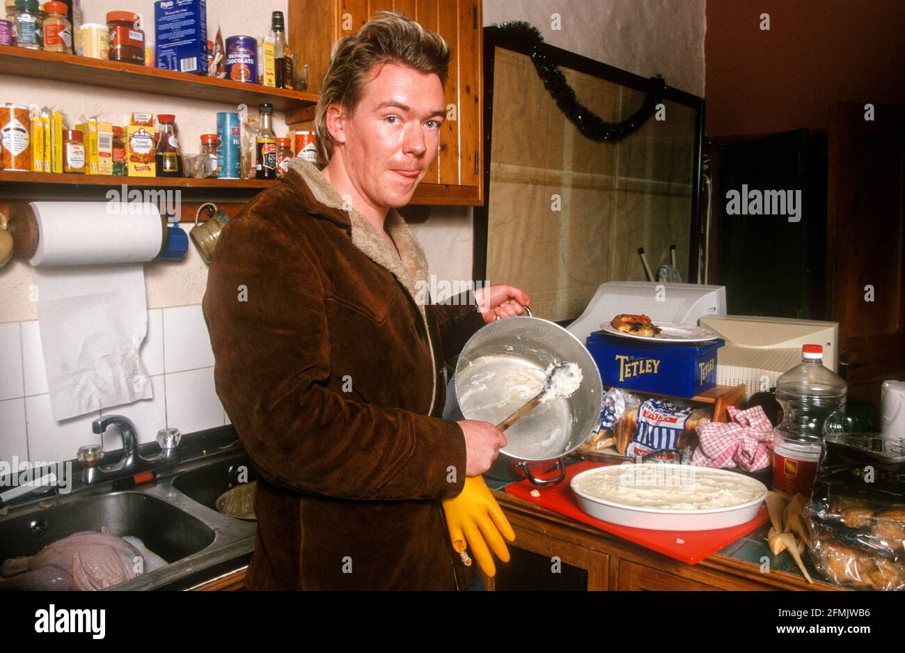 King Adora Weihnachtsfeier im Sawmills Studio, Golant, Fowey, Cornwall, England. Stockfoto