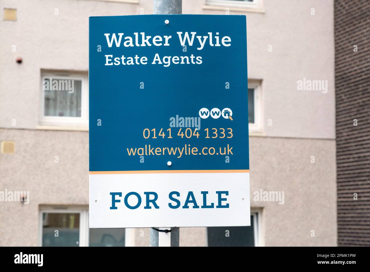 Haus zum Verkauf Schild, St Mungo Avenue, Townhead, Glasgow, Schottland, VEREINIGTES KÖNIGREICH Stockfoto