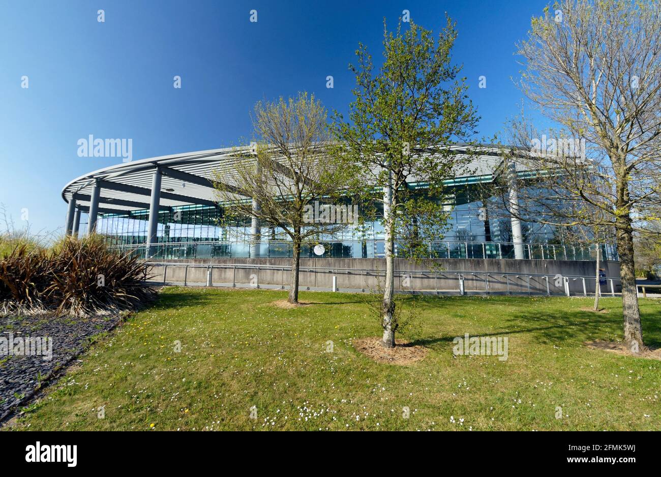 Cardiff International Swimmingpool, Sport Village, Bucht von Cardiff, Wales. Stockfoto