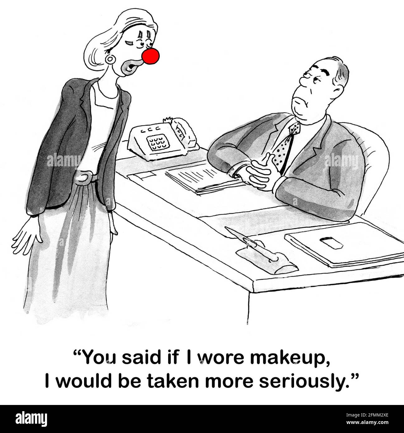 Eine Büroangestellte wird aufgefordert, mehr Make-up zu tragen. Stockfoto