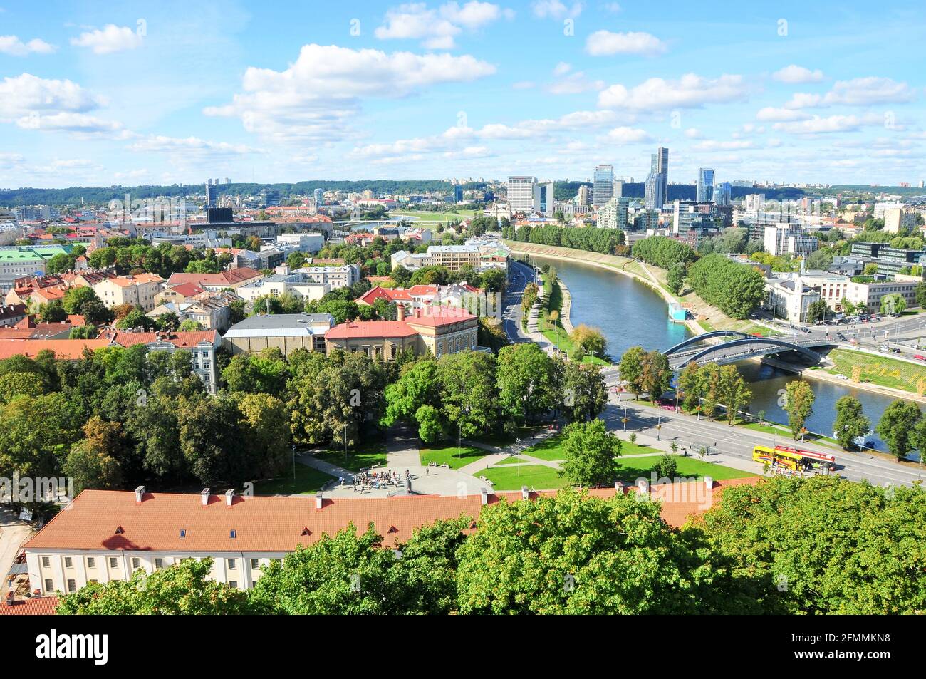 Bürogebäude im Europa Tower im zentralen Geschäftsviertel von Šnipiškės in Vilnius, Litauen. 19. September 2009 © Wojciech Strozyk / Alamy Stock Pho Stockfoto