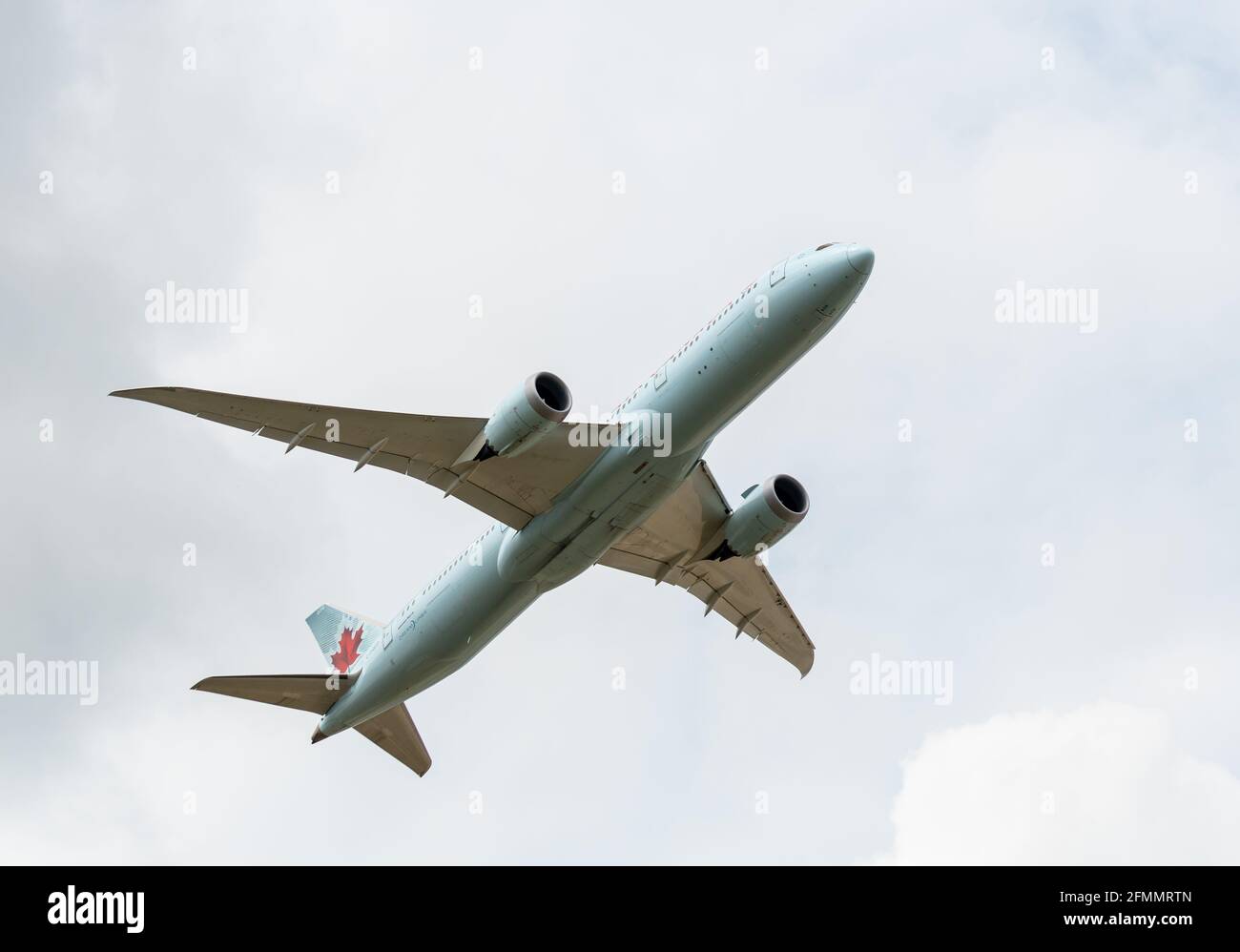 Heathrow, Vereinigtes Königreich - August 03 2019: Air Canada Boeing 787-9 Dreamliner-Registrierung C-FGEO, Flugnummer AC851 startet am Flughafen Heathrow de r Stockfoto