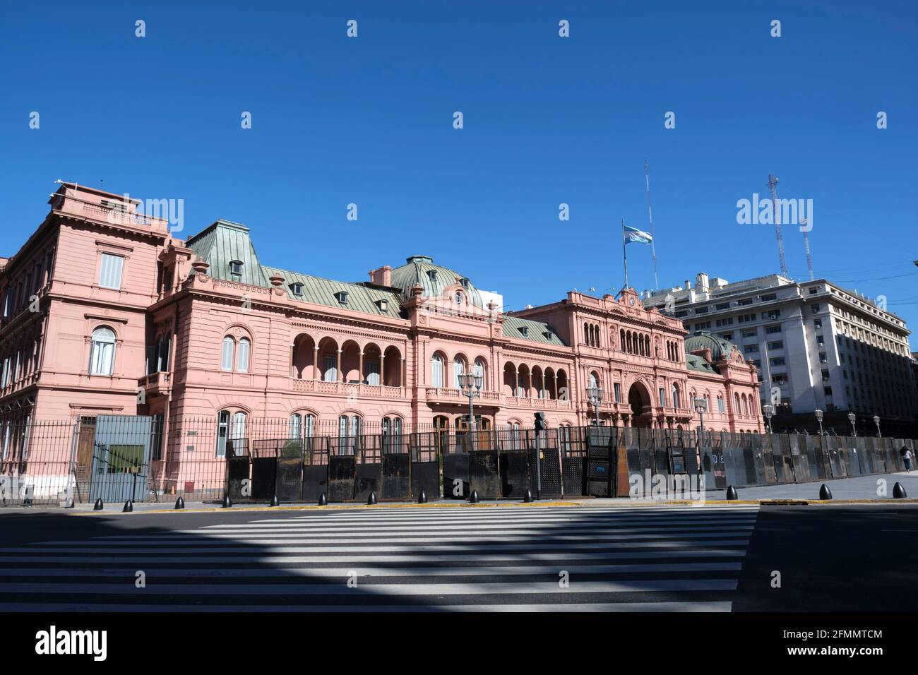 Buenos Aires, Argentinien; 24. Januar 2021: Pink House, Casa Rosada, geschäftshaus und Büro des argentinischen Präsidenten, an der Plaza de Mayo, Hauptplatz Stockfoto