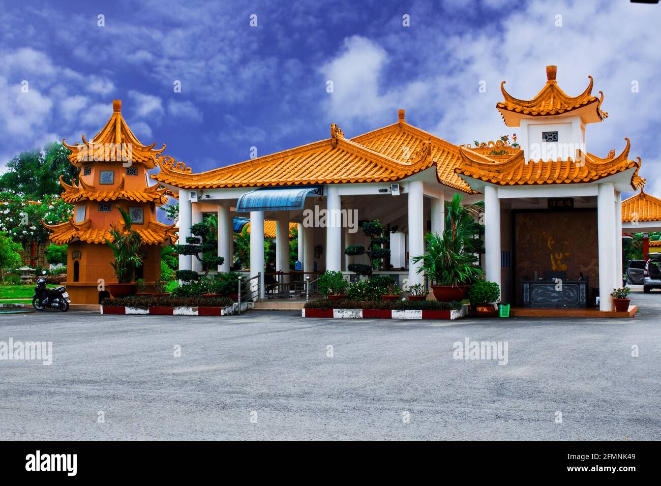 Friedhof Haugiang : Sontrang Tien canh in Tam vu der Provinz Hau giang. Stockfoto