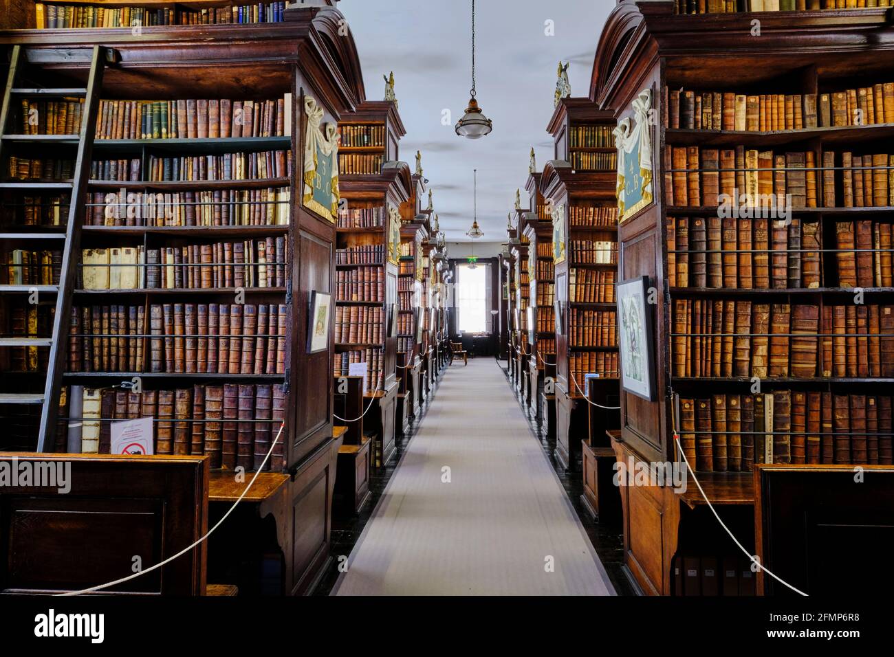 Republik Irland; Dublin, Marsh's Library, erste öffentliche Bibliothek in Irland gegründet 1701 Stockfoto