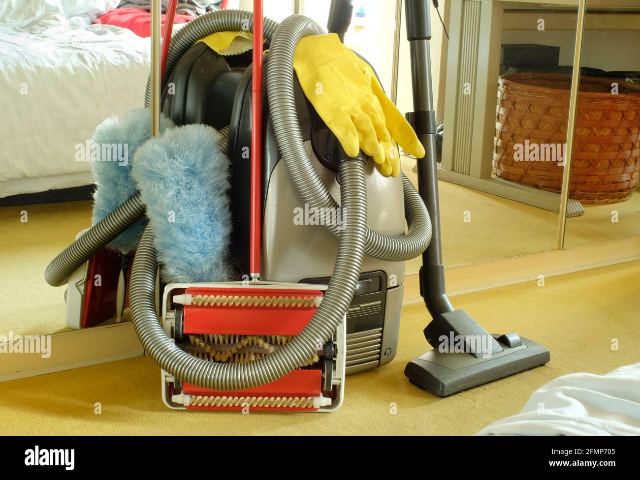 Teppichkehrer Stockfotos Und -Bilder Kaufen - Alamy