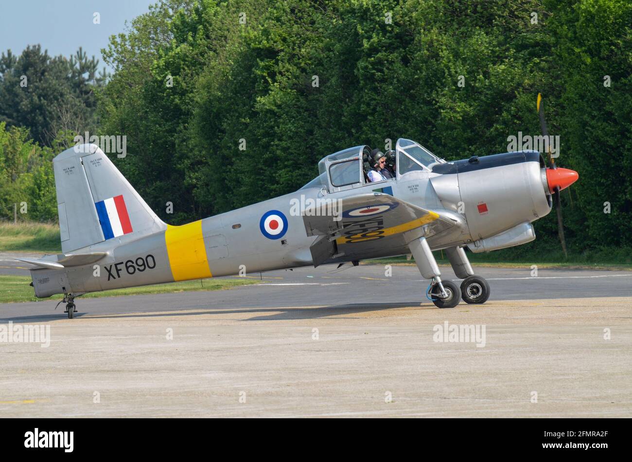 Percival Provost T.1-Flugzeug XF690, G-MOOS, ehemaliges Trainingsflugzeug der Royal Air Force in Privatbesitz, auf dem Flugplatz Earls Colne, Essex, Großbritannien Stockfoto