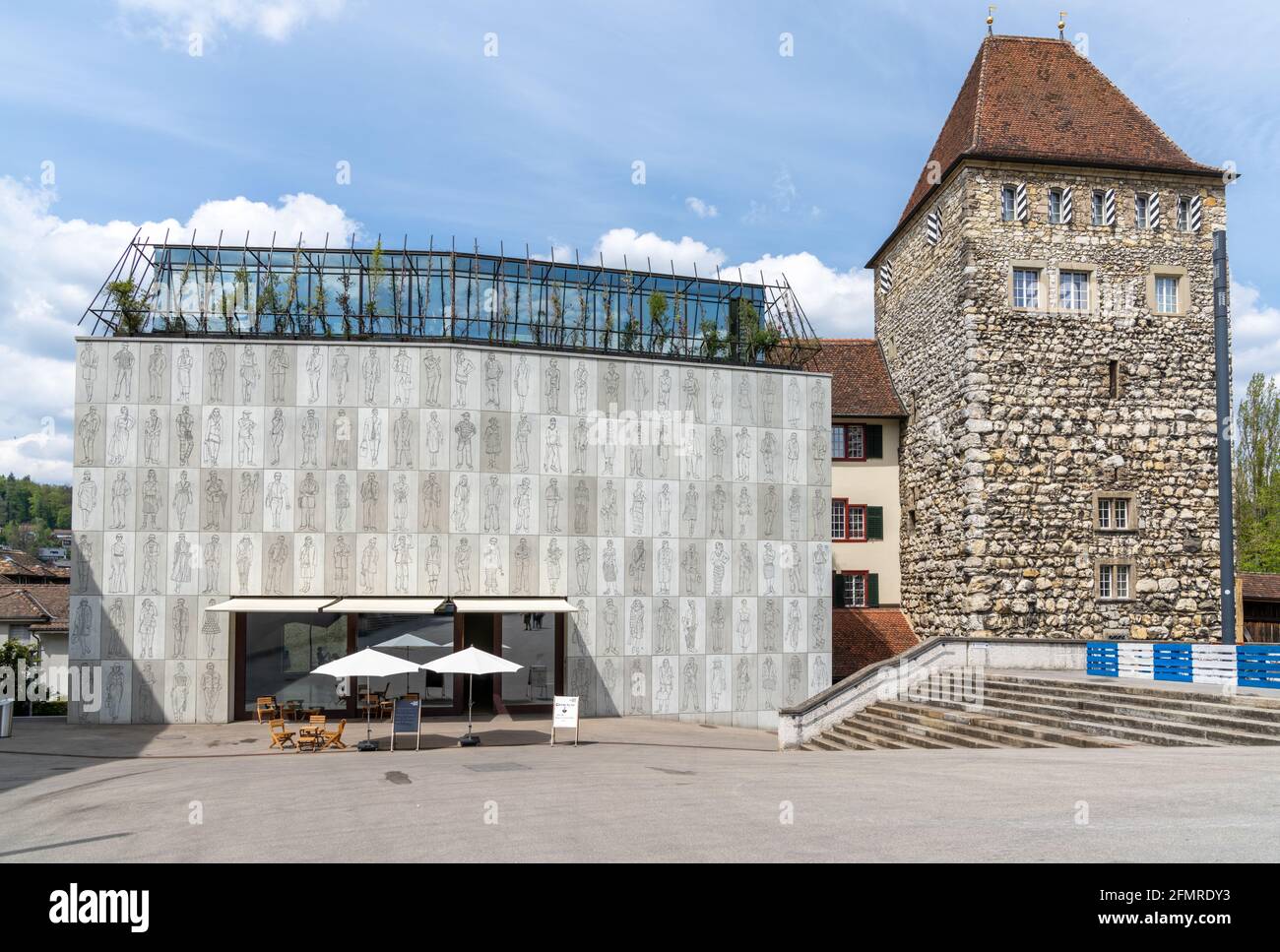 Aarau, Schweiz - 28. April 2021: Das Stadtmuseum im historischen Stadtzentrum von Aarau Stockfoto