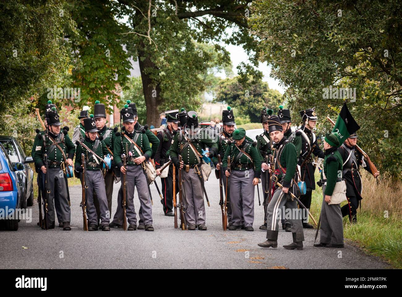 Leichte Infanterie der deutschen Königslegion, die sich zur Nachstellung der Schlacht von Göhrde versammelt, eine Feier zum 200. Jahrestag der Begegnung während des Krieges der Befreiung von Neapoleonen über Deutschland. Stockfoto