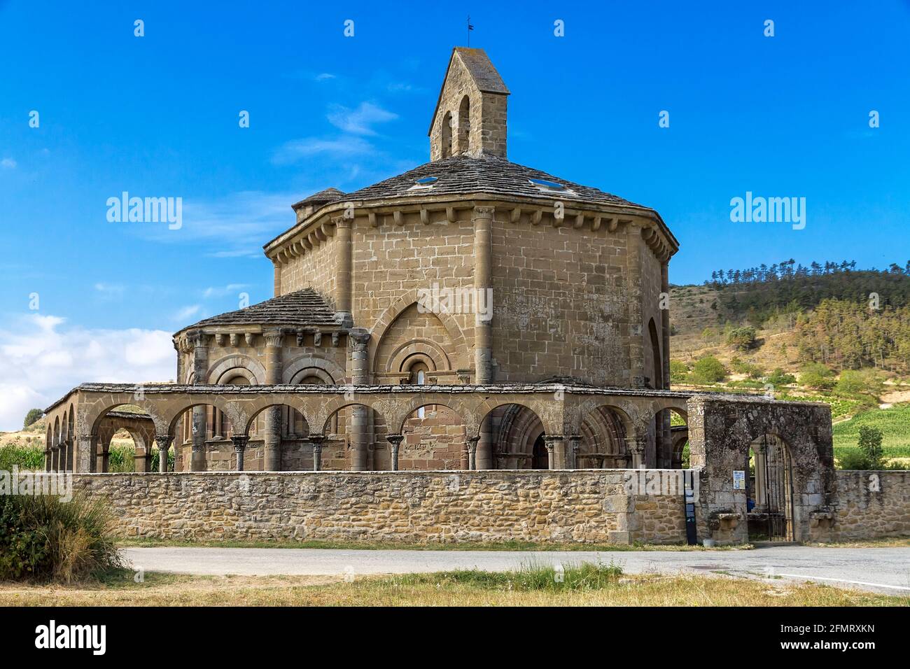 Ermita de Santa Maria de Eunate auf dem Weg nach Santiago De Compostela Stockfoto