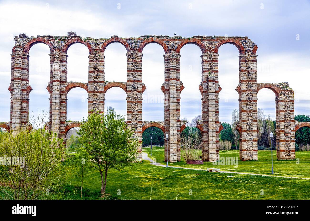 Blick auf das Aquädukt der Wunder in Merida, Extremadura Spanien Stockfoto