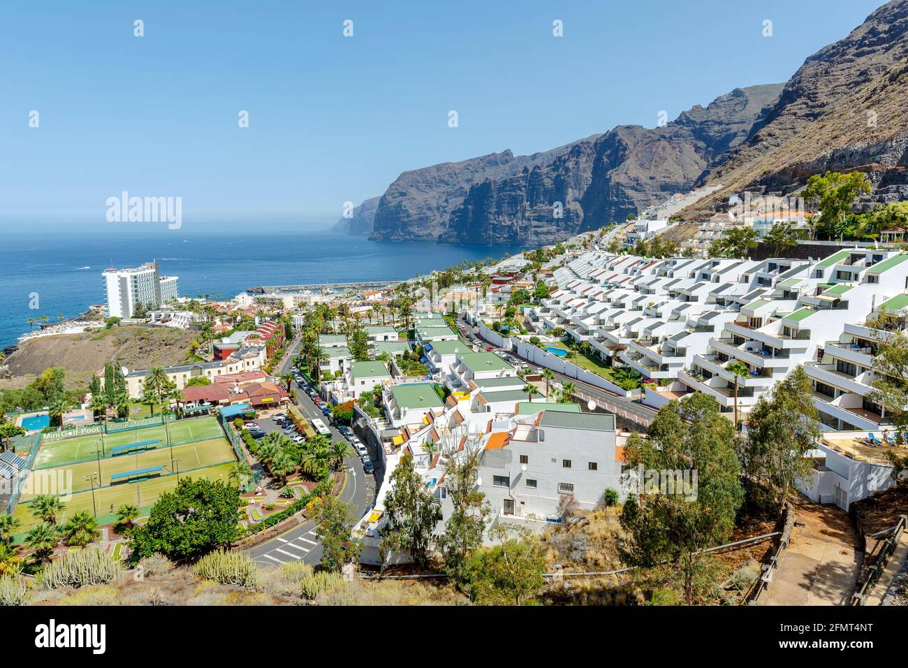 Teneriffa, Spanien - 14. August 2015: Los Gigantes, Teneriffa, Kanarische Inseln, Spanien, Berühmt für seine riesigen Klippen des Bergrückens des Teno-Massivs, das ist Stockfoto