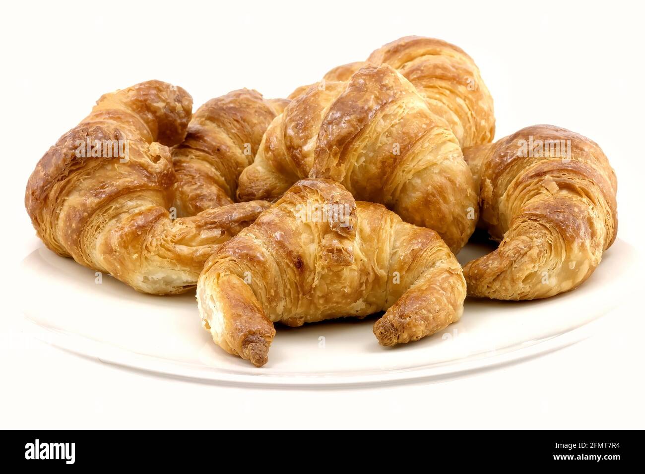 Sechs Mini-Croissants, Fresh Image isoliert auf Weiß Stockfoto