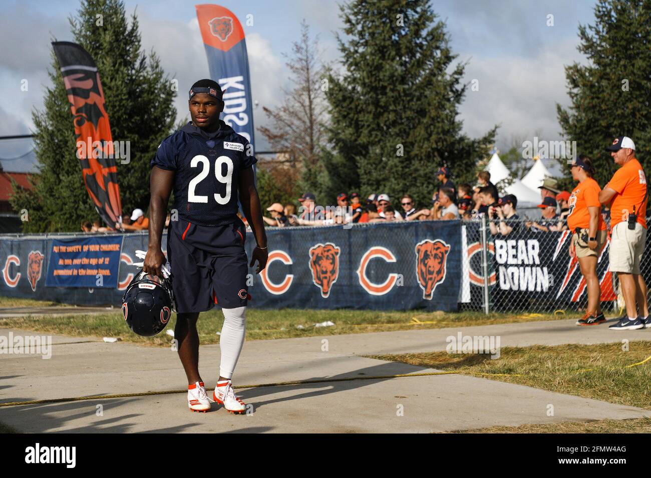 Bourbonnais, USA. August 2019. Chicagoer Bären laufen zurück Tarik Cohen (29) geht am 6. August 2019 zum Feld im Trainingslager in Bourbonnais, Ill. (Foto: Jose M. Osorio/Chicago Tribune/TNS/Sipa USA) Quelle: SIPA USA/Alamy Live News Stockfoto