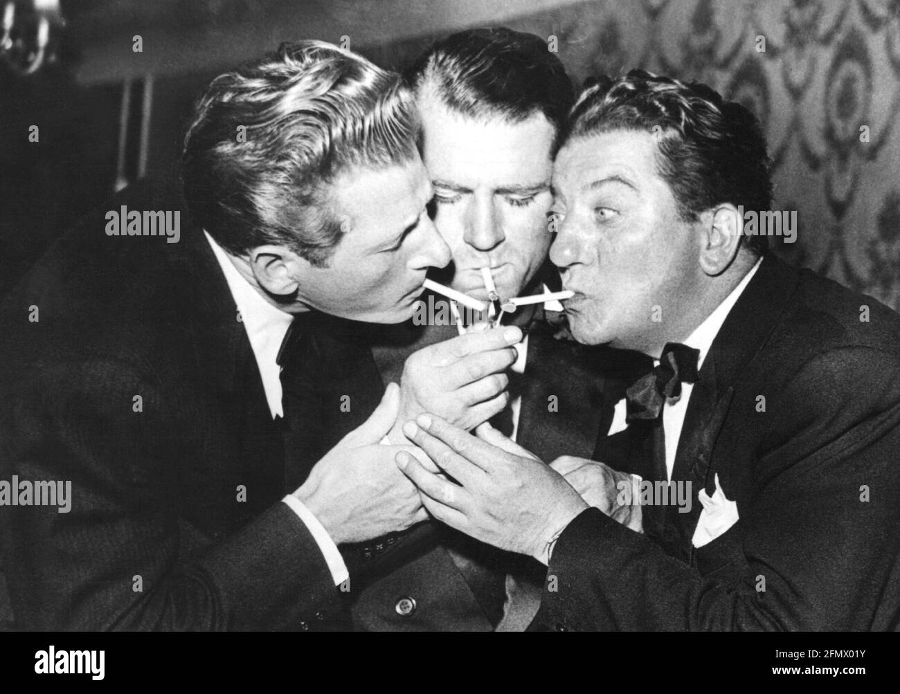 Olivier, Laurence Sir, 22.5.1907 - 11.7.1989, britischer Schauspieler, mit Danny Kaye, (1913-1987), SID FIELD, ADDITIONAL-RIGHTS-CLEARANCE-INFO-NOT-AVAILABLE Stockfoto