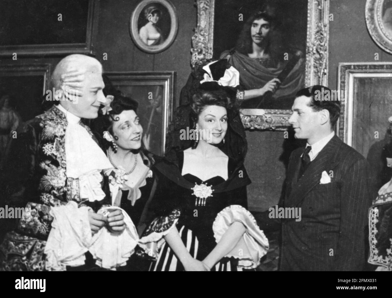 Olivier, Laurence Sir, 22.5.1907 - 11.7.1989, britischer Schauspieler, mit Jean Martinelli, (1910-1983), ZUSÄTZLICHE-RIGHTS-CLEARANCE-INFO-NOT-AVAILABLE Stockfoto